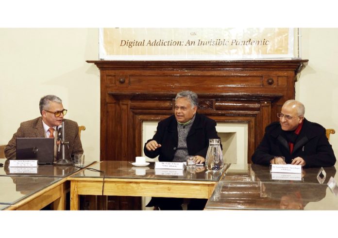 Experts during a panel discussion on the topic “Digital Addiction: An Invisible Pandemic” at Amar Singh Club, Srinagar. Experts during a panel discussion on the topic “Digital Addiction: An Invisible Pandemic” at Amar Singh Club, Srinagar.