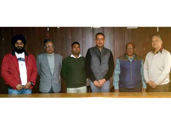 Officials of Legal Metrology Deptt and AoI office bearers during awareness prog in Jammu.