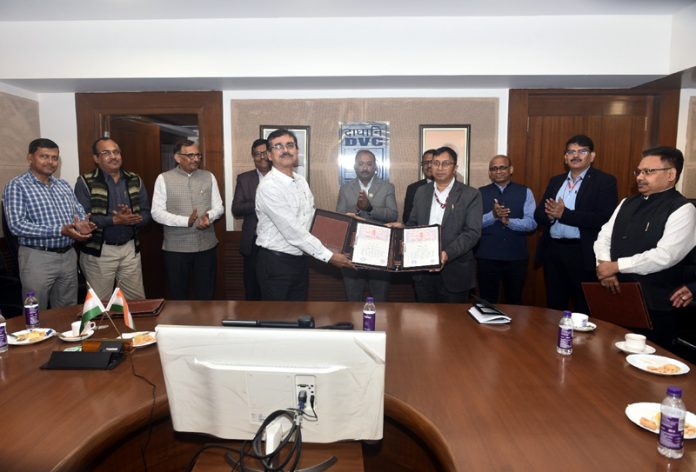 Officers of CVPPL after signing PPA with DVC.