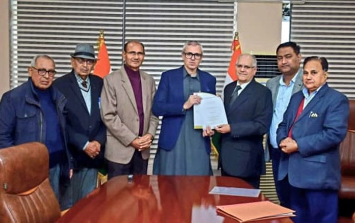 Delegation led by BR Kundal submitting an MoU to CM Omar Abdullah in Jammu on Saturday.