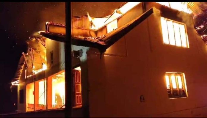 A house on fire in Kishtwar on Sunday. -Excelsior/Tilak Raj A house on fire in Kishtwar on Sunday. -Excelsior/Tilak Raj