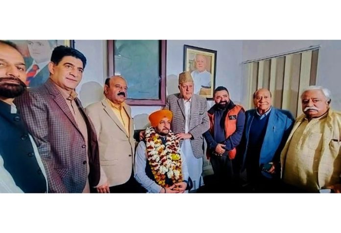 Tejinder Pal Singh being felicitated by Dr Farooq Abdullah and others after being appointed as YNC president for Jammu Province. Tejinder Pal Singh being felicitated by Dr Farooq Abdullah and others after being appointed as YNC president for Jammu Province.