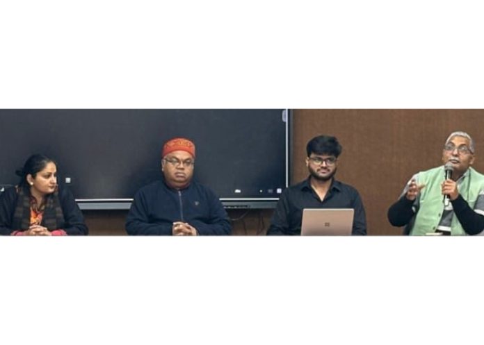 Siddharth Shukla (News Editor, LinkedIn) and other guests during a workshop at IIMC Jammu.