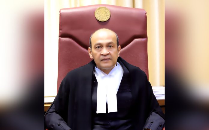 Cash-Discovery Row: Delhi HC CJ's Report, Police Video Prompt CJI To Set Up In-House Inquiry Panel Cash-Discovery Row: Delhi HC CJ's Report, Police Video Prompt CJI To Set Up In-House Inquiry Panel