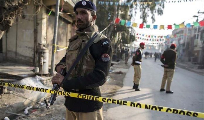 Two police officers killed by unknown gunmen in Pakistan's NW Two police officers killed by unknown gunmen in Pakistan's NW
