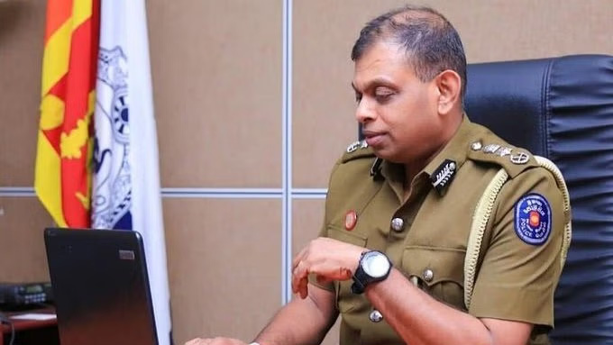 Sri Lanka's police chief hunted by his own force Sri Lanka's police chief hunted by his own force