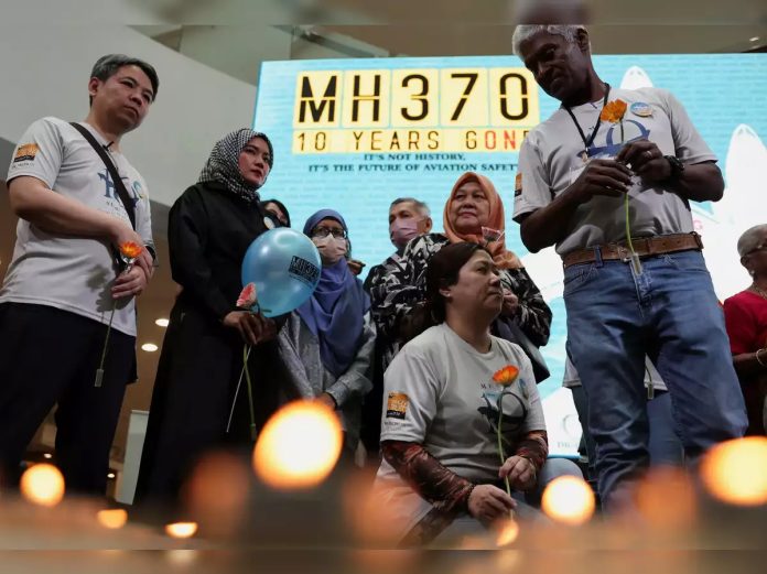 MH370Malaysia approves new search for MH370 more than decade after plane disappeared Malaysia approves new search for MH370 more than decade after plane disappeared