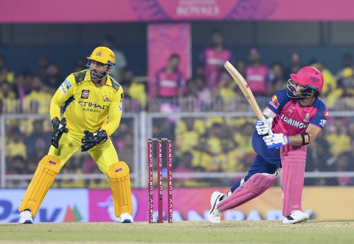 Dhoni can’t bat ten overs running full stick: CSK coach Fleming Dhoni can’t bat ten overs running full stick: CSK coach Fleming