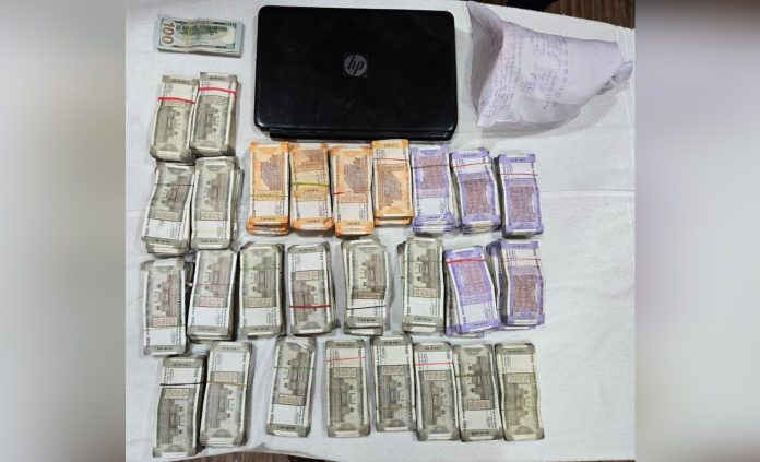 Punjab Police arrests 2 hawala operators Punjab Police arrests 2 hawala operators