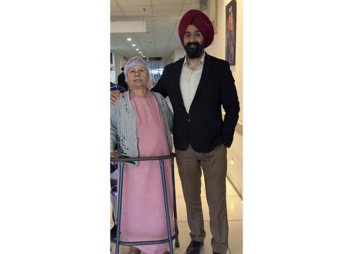 Dr Ranjit Singh posing with a patient on whom he performed revision knee replacement. Dr Ranjit Singh posing with a patient on whom he performed revision knee replacement.