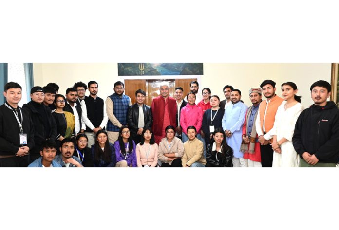 Lieutenant Governor Manoj Sinha interacting with youth delegation from Ladakh on Tuesday.
