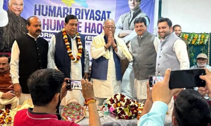 Senior Cong leaders T H Karra, Ravinder Sharma and others during a function in Samba. Senior Cong leaders T H Karra, Ravinder Sharma and others during a function in Samba.