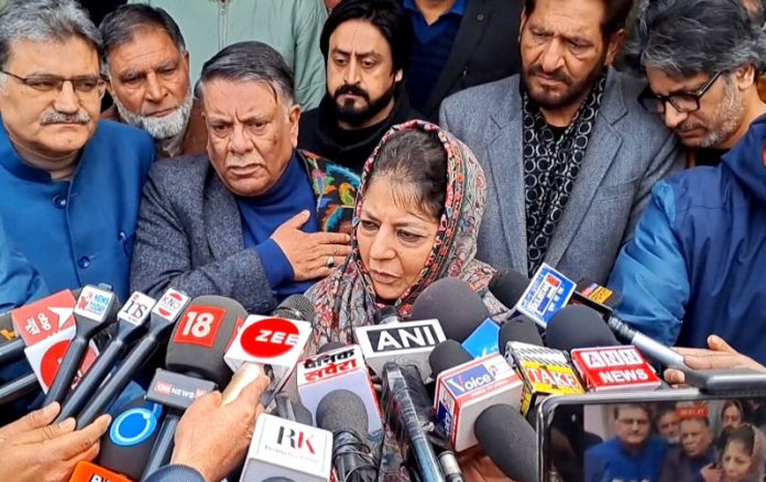 PDP president Mehbooba Mufti speaking with reporters in Srinagar on Wednesday. —Excelsior/Shakeel PDP president Mehbooba Mufti speaking with reporters in Srinagar on Wednesday. —Excelsior/Shakeel
