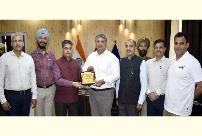 Dushyant Sharma, Principal PTTI Vijaypur felicitating the resource persons during a programme of awareness lectures on Tuesday.