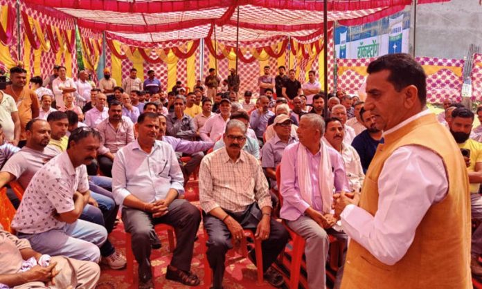 MLA, Rajiv Jasrotia addressing a public meeting at Chhan Arrorian on Sunday. MLA, Rajiv Jasrotia addressing a public meeting at Chhan Arrorian on Sunday.