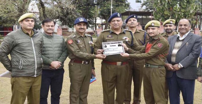 Dushyant Sharma, Principal PTTI Vijaypur handing over a certificate to SPO during a valedictory function on Monday. Dushyant Sharma, Principal PTTI Vijaypur handing over a certificate to SPO during a valedictory function on Monday.