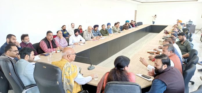 JMC Commissioner Dr Devansh Yadav along with former Mayor Rajinder Sharma chairing a meeting of former councilors and ULB officials. JMC Commissioner Dr Devansh Yadav along with former Mayor Rajinder Sharma chairing a meeting of former councilors and ULB officials.