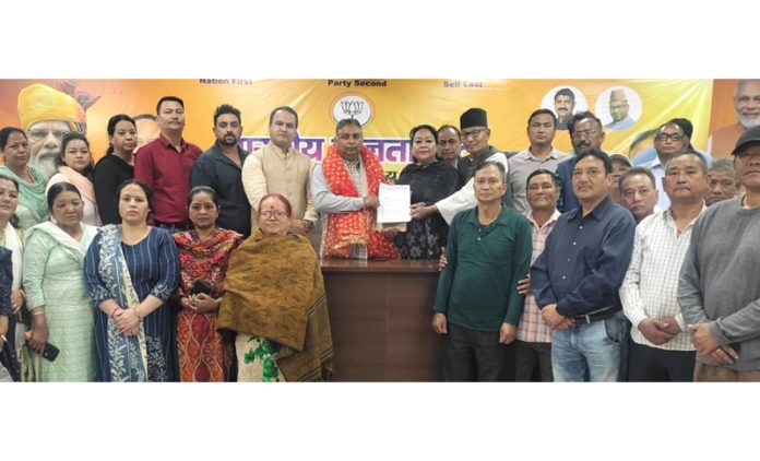 Gorkha community delegation meeting with Sat Sharma at BJP office on Thursday. Gorkha community delegation meeting with Sat Sharma at BJP office on Thursday.