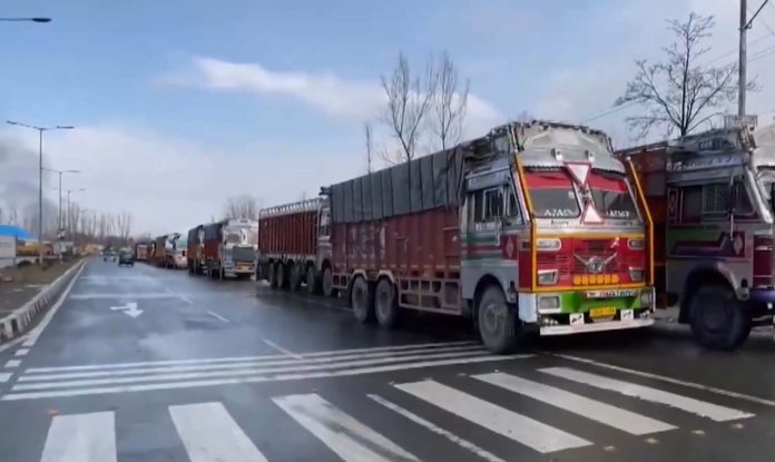 Jammu-Srinagar National Highway Closed Due To Landslide