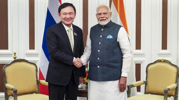 Modi Thaksin Shinawatra