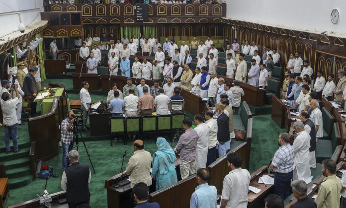 J&K Assembly Moves Resolution Denouncing Pahalgam Attack, Resolves To Foster Peace, Harmony Jammu and Kashmir Chief Minister Omar Abdullah with MLAs observes silence to pay tributes to the victims of Pahalgam terror attack during the one-day special session of the J&K Assembly.