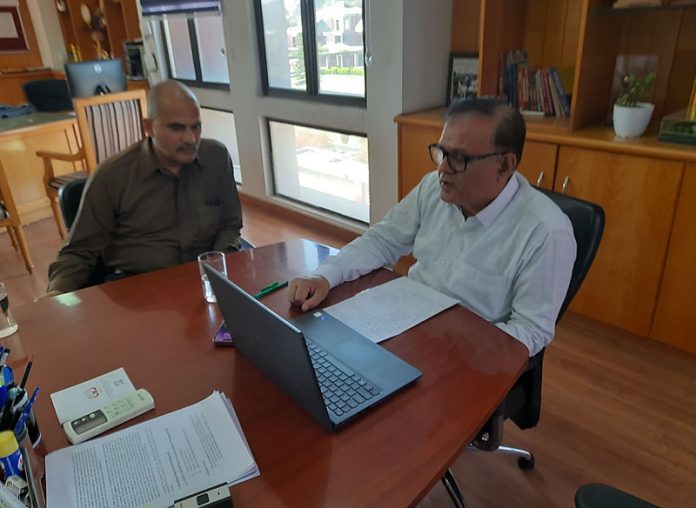 VC SMVDU, Prof Pragati Kumar along with a faculty member. VC SMVDU, Prof Pragati Kumar along with a faculty member.