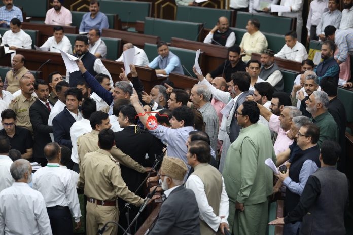 NC, Congress, CPI(M) MLAs Hold Protest Outside J&K Assembly Against Waqf Act NC, Congress, CPI(M) MLAs Hold Protest Outside J&K Assembly Against Waqf Act
