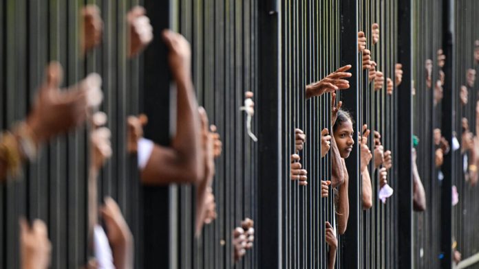 Sri Lanka police launches probe on Buddha relic image Sri Lanka police launches probe on Buddha relic image