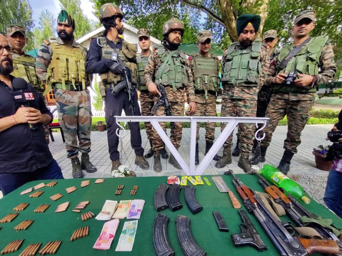 Army displays arms and ammunition recovered from slain militants in Uri. -Excelsior/Aabid Nabi Army displays arms and ammunition recovered from slain militants in Uri. -Excelsior/Aabid Nabi