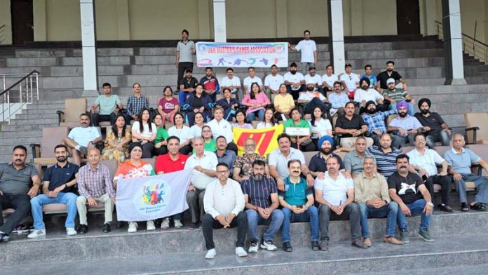 Dignitaries posing along with J&K Masters Athletes in Jammu.