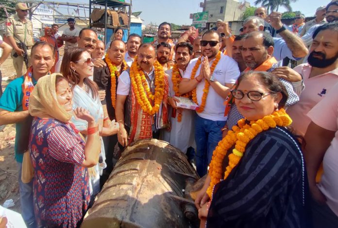 MLA Bahu, Ch Vikram Randhawa kick starting development of green strip along canal in Channi Himmat on Saturday.