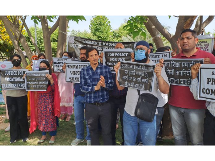 Vocational Trainers protesting in support of their demands at Jammu on Wednesday. —Excelsior/Rakesh Vocational Trainers protesting in support of their demands at Jammu on Wednesday. —Excelsior/Rakesh