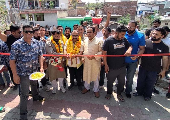 MLA Bahu Ch Vikram Randhawa inaugurating newly constructed street in Sunjwan on Thursday. MLA Bahu Ch Vikram Randhawa inaugurating newly constructed street in Sunjwan on Thursday.