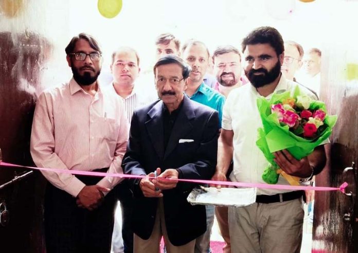 VC BGSBU Prof Jawaid Iqbal inaugurating students canteen on Thursday.