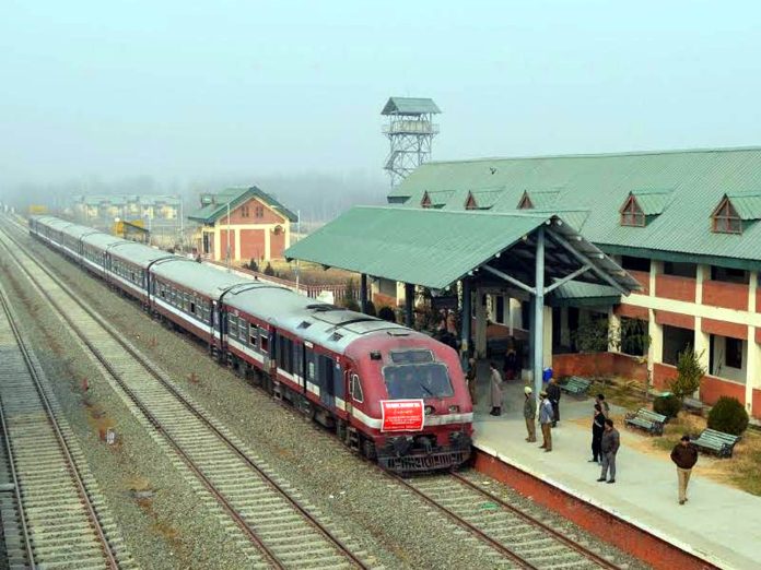 Woman injured after falling from moving train in South Kashmir’s Pulwama