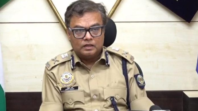 Himachal Police Tussle: DGP Recommends SP's Suspension, Says He Made 'Unsubstantiated' Allegations Against Officers Himachal Police Tussle: DGP Recommends SP's Suspension, Says He Made 'Unsubstantiated' Allegations Against Officers