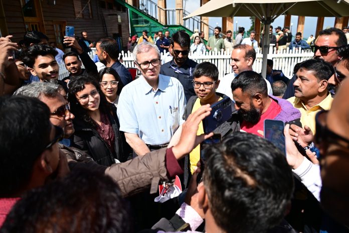 CM Omar Abdullah pushes for revival of tourism-28-6