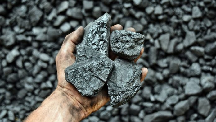 India's coal import drops to 263.56 MT in 2024-25