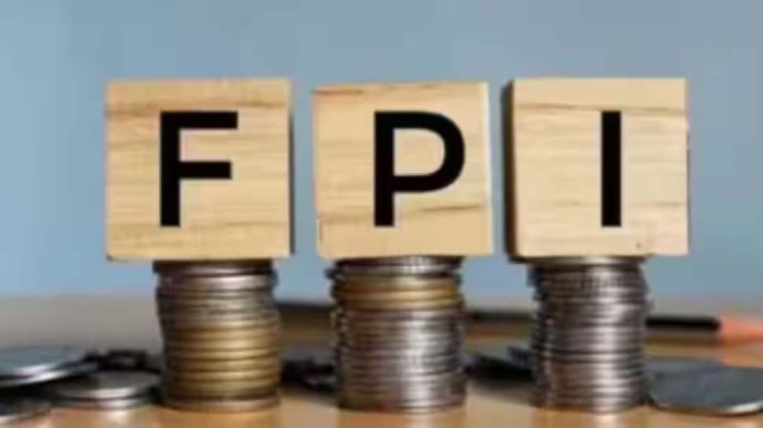 FPIs infuse Rs 4,223 cr in April; turn net buyers of Indian equities first time in three months FPIs infuse Rs 4,223 cr in April; turn net buyers of Indian equities first time in three months