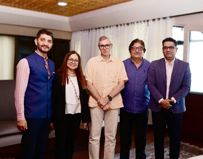 Thomas Cook Delegation Meets CM Omar Abdullah Thomas Cook Delegation Meets CM Omar Abdullah