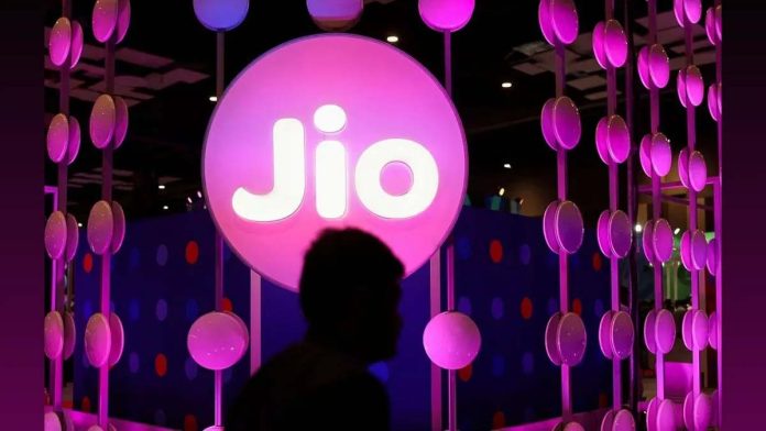 Jio Credit raises Rs 1,000 cr in maiden bond issue Jio Credit raises Rs 1,000 cr in maiden bond issue