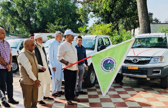 Javed Rana Flags Off Wildlife Rescue Vehicle Fleet At Jammu To Combat Human-Wildlife Conflict Javed Rana Flags Off Wildlife Rescue Vehicle Fleet At Jammu To Combat Human-Wildlife Conflict