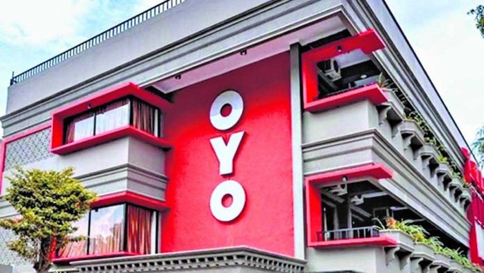 OYO to enter F&B with in-house kitchens,  QSR carts in company-serviced hotels