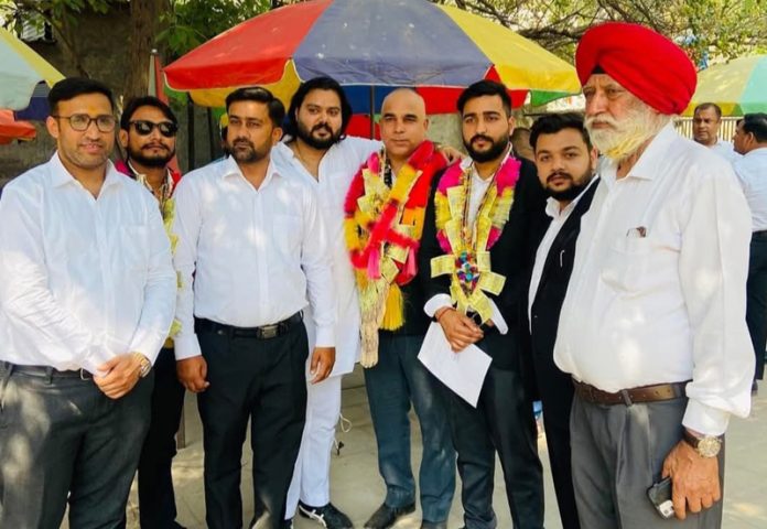 Advocate Deepak Sharma along with newly elected team of Bar Association R S Pura.