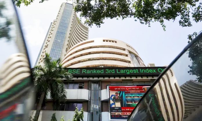 Markets surge for 2nd day; Sensex jumps 455 points, Nifty tops 25k level Markets surge for 2nd day; Sensex jumps 455 points, Nifty tops 25k level