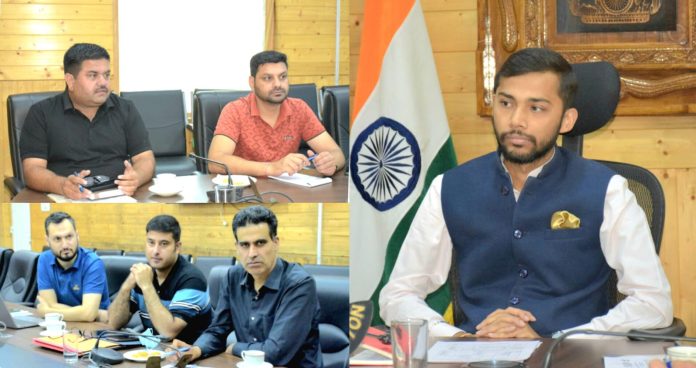 Dir Info Reviews Amarnath Yatra Arrangements; Stresses On Seamless Arrangements, Coordination At All Designated Stations