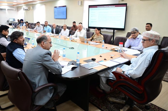 CM Omar Abdullah Reviews Reorganisation Proposals Of Housing & Urban Development Department