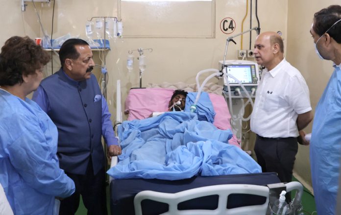Union Minister Dr Jitendra Singh during visit to GMC Jammu on Tuesday. —Excelsior/Rakesh