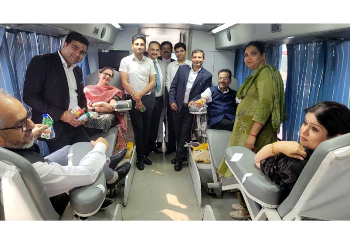 JKHCBAJ office bearers, judges and advocates during a blood donation camp at the District Court Complex, Jammu. JKHCBAJ office bearers, judges and advocates during a blood donation camp at the District Court Complex, Jammu.