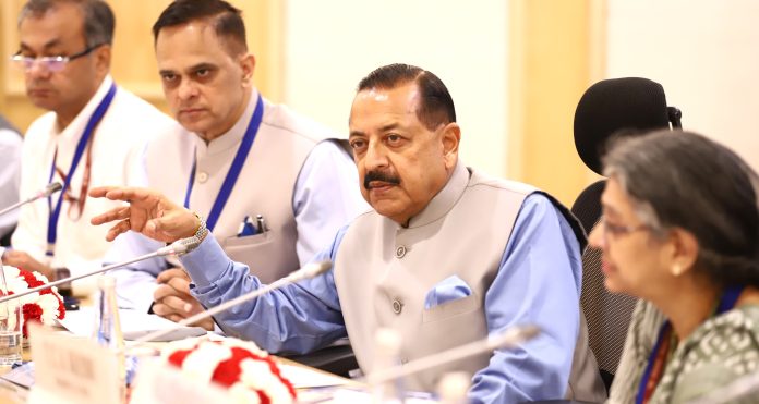Dr Jitendra Calls For Time Bound Redressal Of Pension Related Grievances
